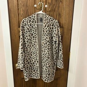 Alya Francesca’s Leopard Cheetah Open Front Long Cardigan Sweater Medium